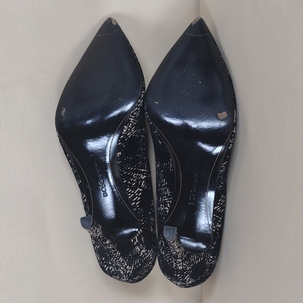 Bcbgeneration Black White Patterned Pointed Prepp… - image 5